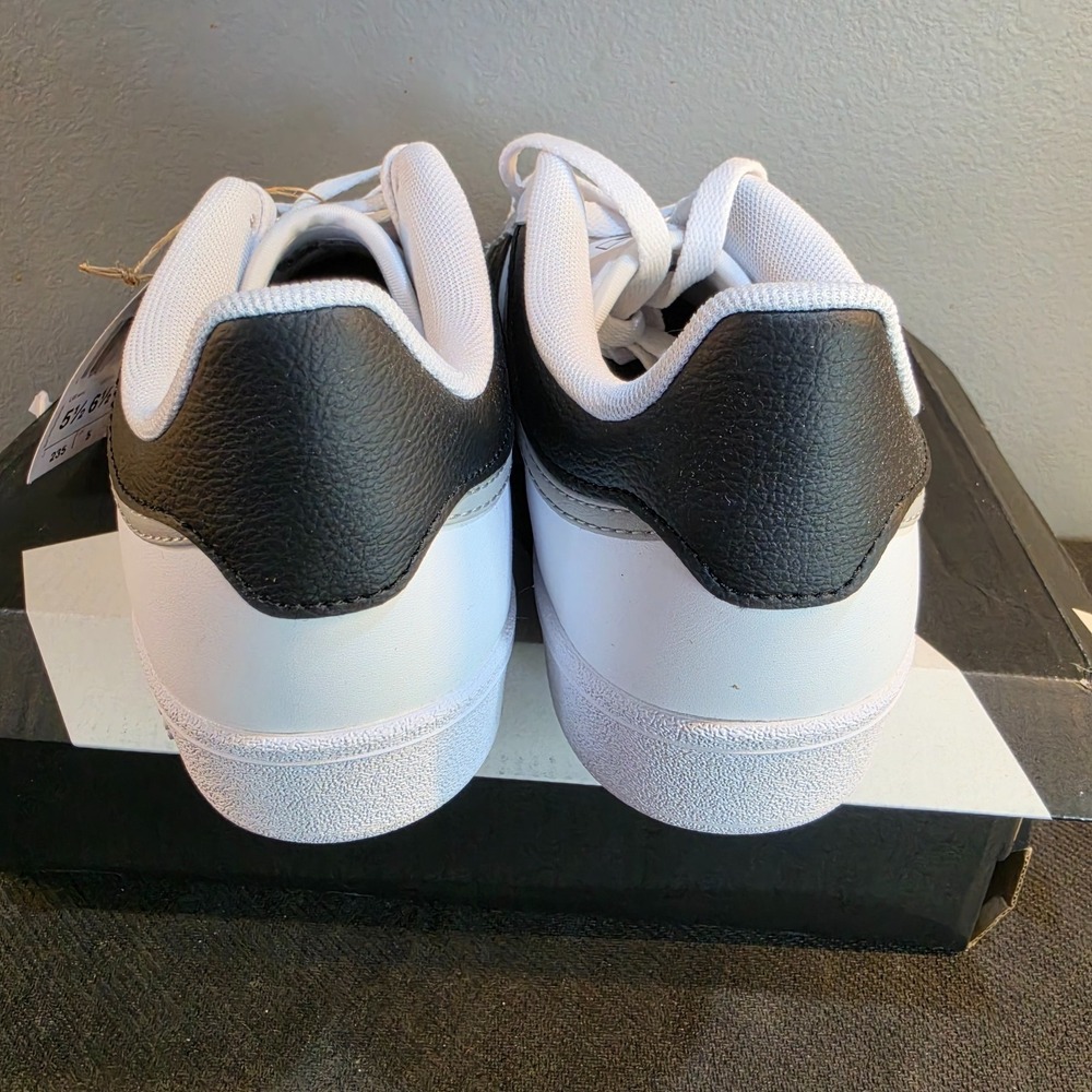 New Men 5.5 Women 6.5 Adidas Hoops 4.0 JQ9985 White Black Suede Basketball NWT - Picture 4 of 13